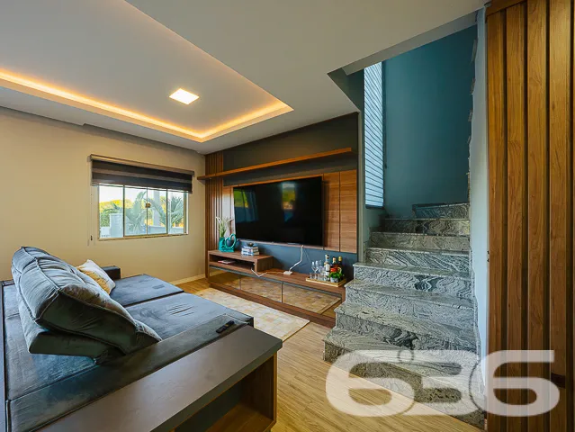 Encante-se com esta residência completa, sofistica