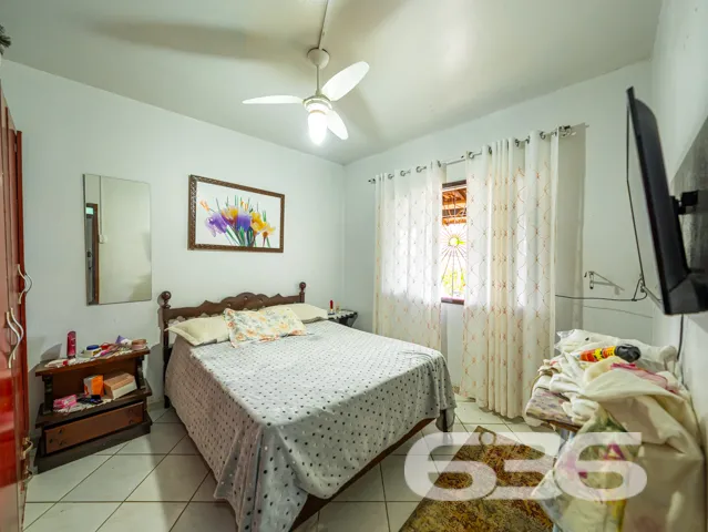 Oportunidade Única! Encantadora Residência Térrea