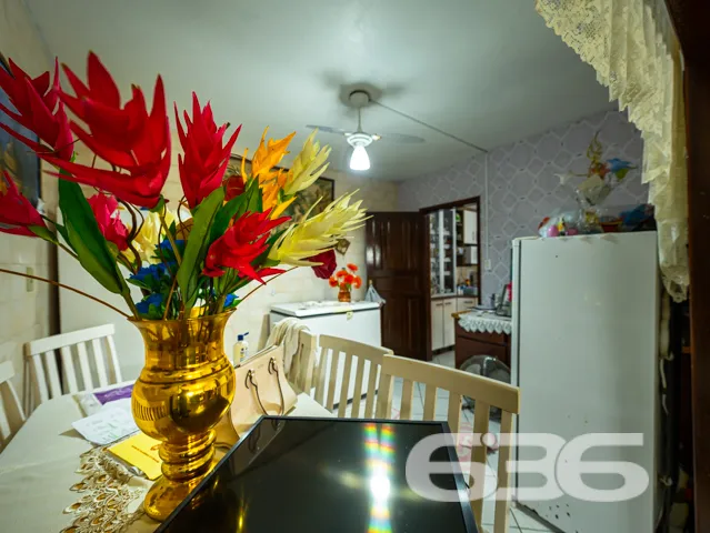 Oportunidade Única! Encantadora Residência Térrea