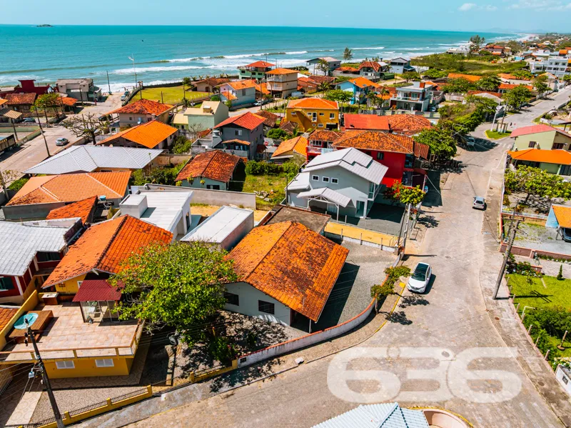 Descubra o Lar dos Seus Sonhos no Coração de Balne