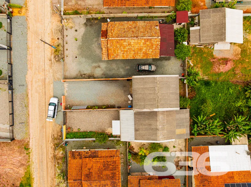 Perfeito Para Você: Charmoso Sobrado Geminado em S