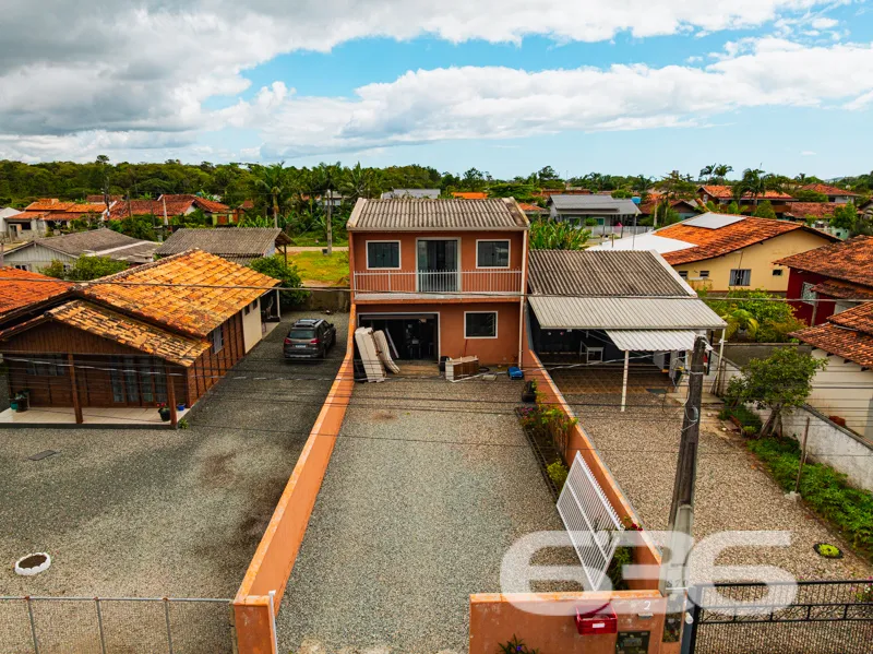 Perfeito Para Você: Charmoso Sobrado Geminado em S