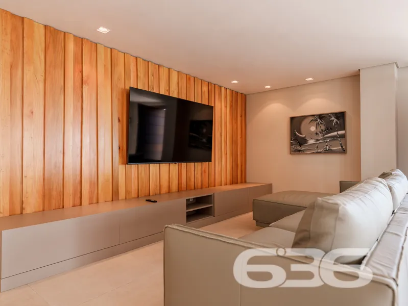 SOBRADO FRENTE AO MAR EM BALNEÁRIO BARRA DO SUL!

