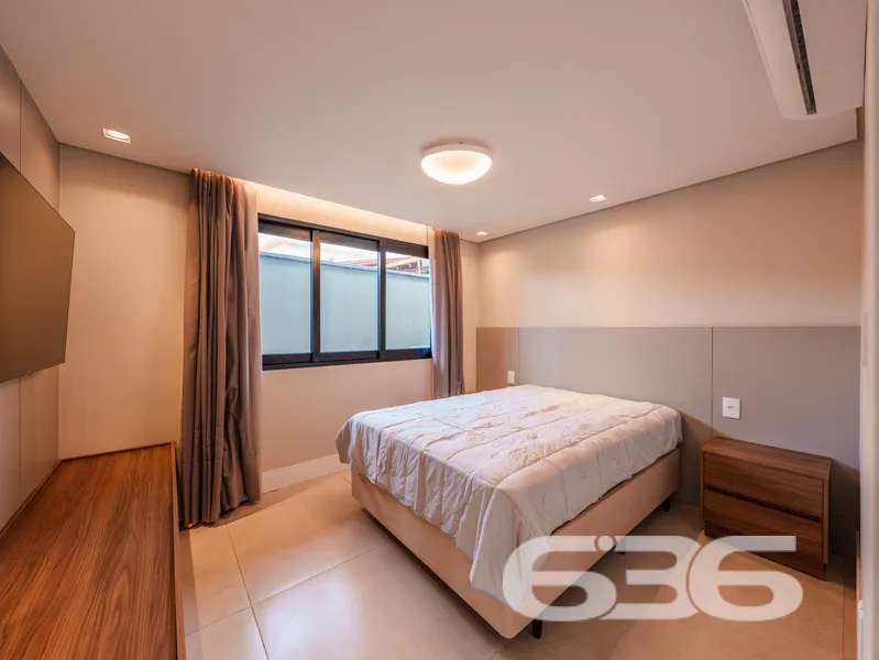 SOBRADO FRENTE AO MAR EM BALNEÁRIO BARRA DO SUL!

