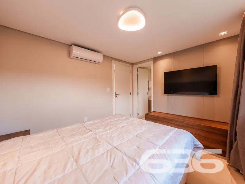 SOBRADO FRENTE AO MAR EM BALNEÁRIO BARRA DO SUL!

