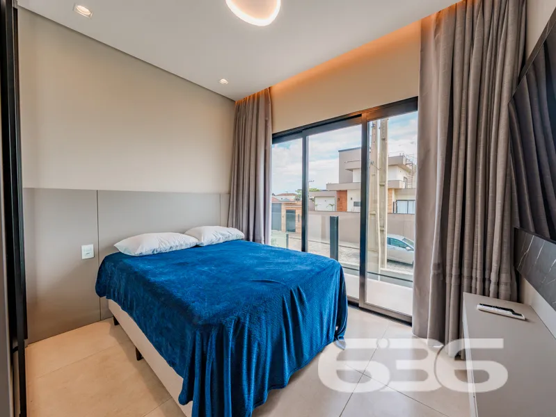 SOBRADO FRENTE AO MAR EM BALNEÁRIO BARRA DO SUL!

