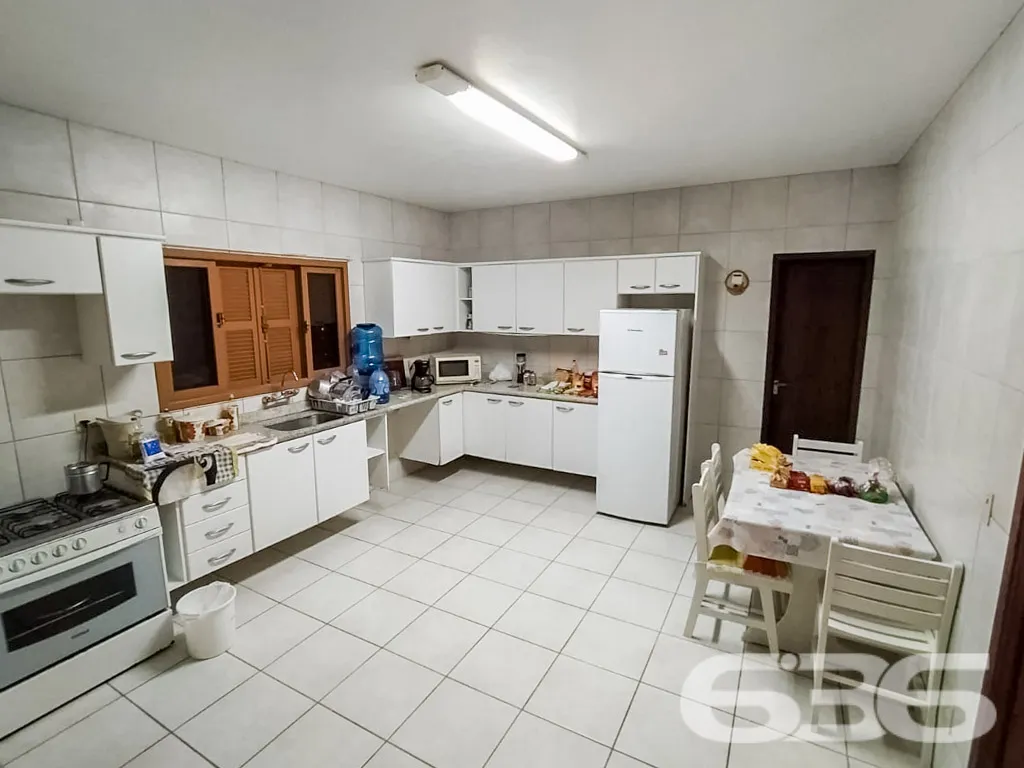 Exclusividade e Conforto a Apenas 50 Metros Do Mar