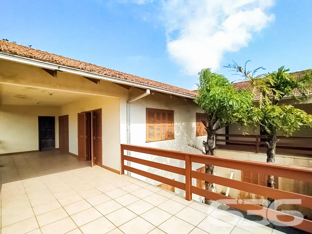 Exclusividade e Conforto a Apenas 50 Metros Do Mar