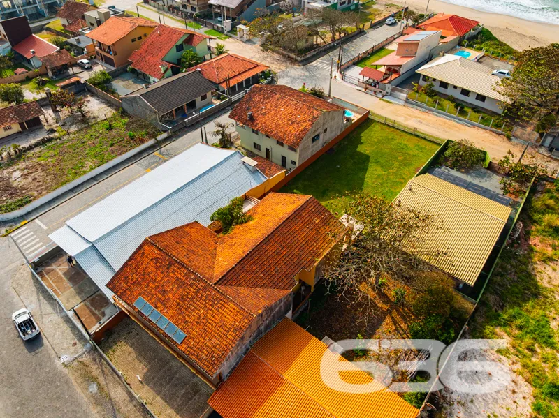 Exclusividade e Conforto a Apenas 50 Metros Do Mar