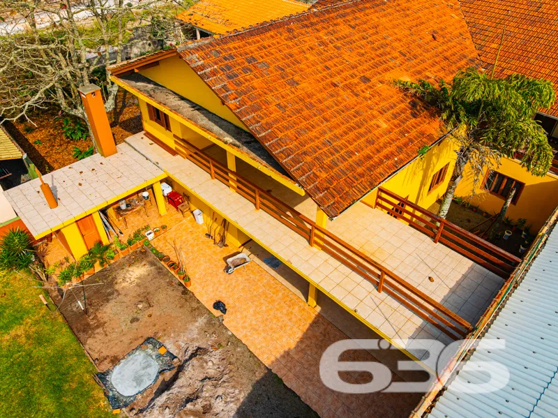 Exclusividade e Conforto a Apenas 50 Metros Do Mar