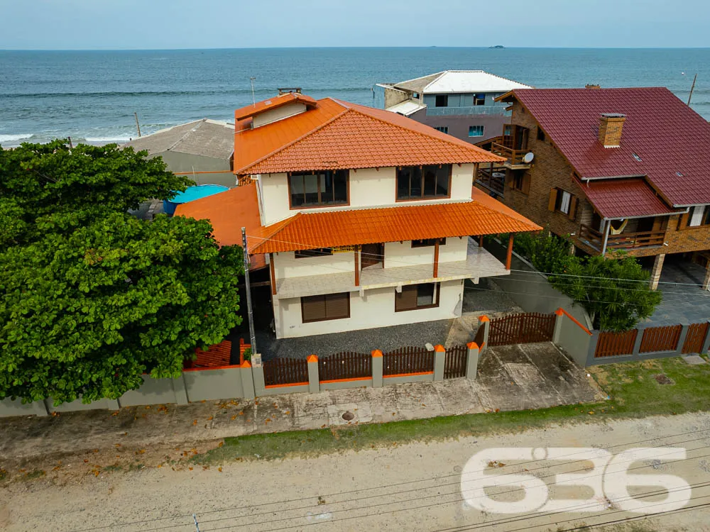 BELÍSSIMO IMÓVEL, com vista panorâmica para o mar 