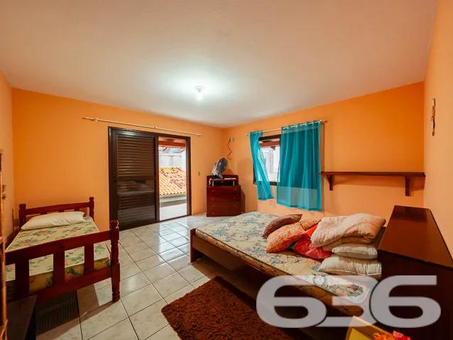 BELÍSSIMO IMÓVEL, com vista panorâmica para o mar 