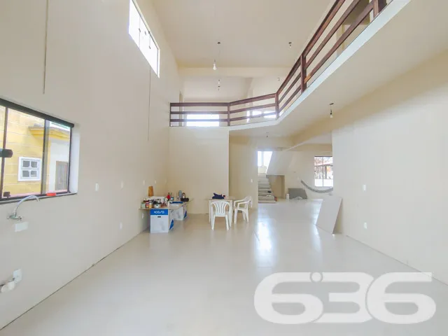 Descubra um refúgio de serenidade e espaço em Baln