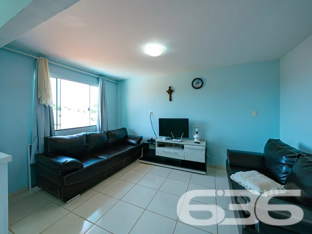 AMPLO SOBRADO À VENDA COM 2 SUÍTES + 4 DORMITÓRIOS