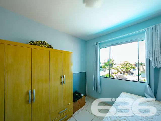 AMPLO SOBRADO À VENDA COM 2 SUÍTES + 4 DORMITÓRIOS