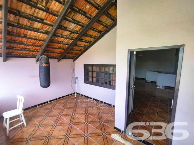 CASA COM 7 QUARTOS EM BALNEÁRIO BARRA DO SUL, SANT