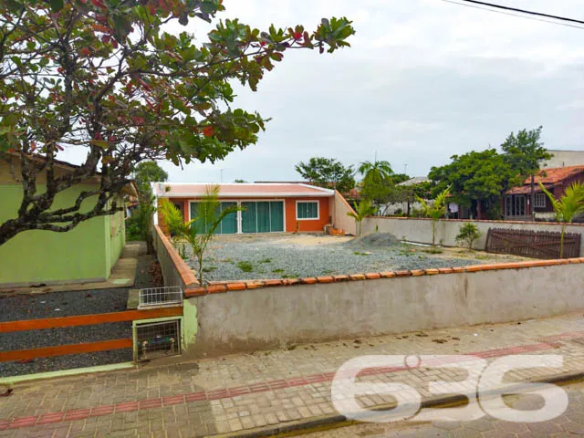 EXCELENTE IMÓVEL A 50 METROS DA LAGOA NO BAIRRO CO