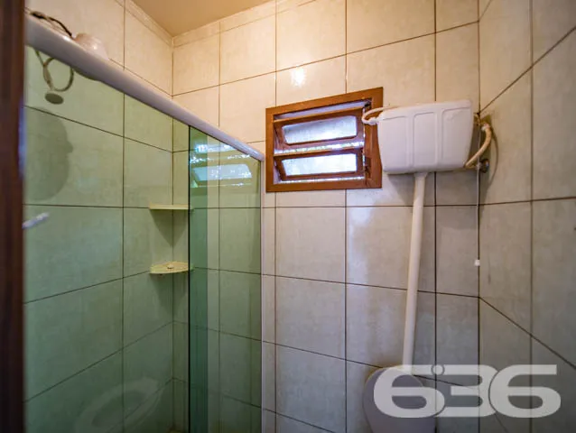 CASA EM ALVENARIA COM 5 QUARTOS, NO BAIRRO GUANABA