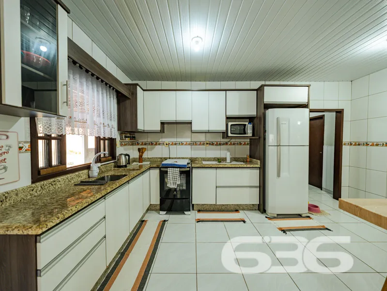 Oportunidade Ășnica no bairro Paranaguamirim, em J