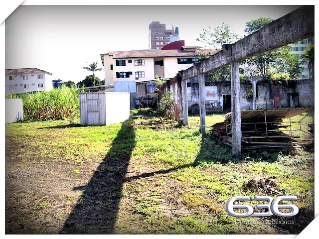 VENDE-SE AMPLO TERRENO PARA GRANDES PROJETOS NO BA