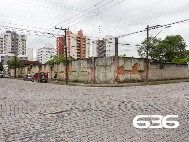 VENDE-SE AMPLO TERRENO PARA GRANDES PROJETOS NO BA