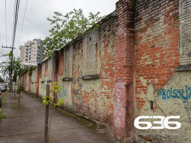 VENDE-SE AMPLO TERRENO PARA GRANDES PROJETOS NO BA