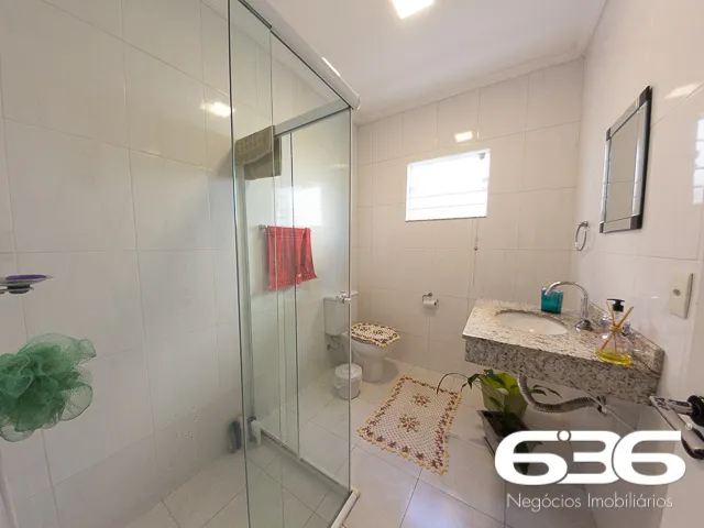 ESPLENDIDA RESIDÊNCIA NO BAIRRO ANITA GARIBALDI, J