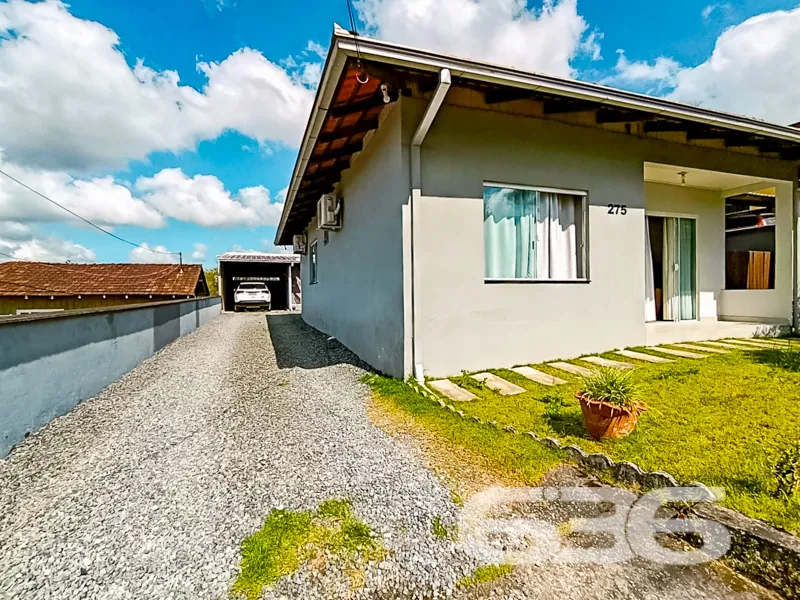 Oportunidade Única: Residência à Venda no Itaum, J