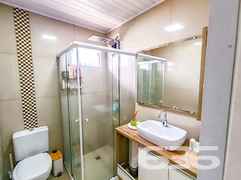 Oportunidade Única: Residência à Venda no Itaum, J