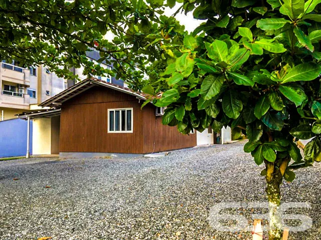 EXCELENTE TERRENO À VENDA NO BAIRRO COSTA E SILVA,