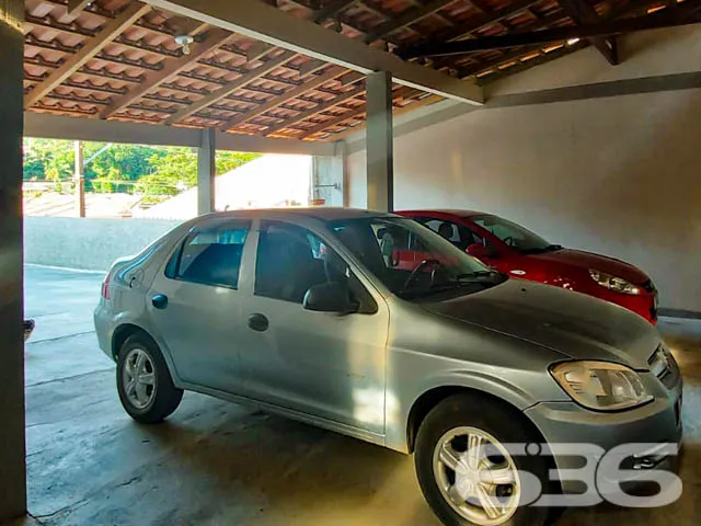 AMPLA RESIDÊNCIA COM 254m² DE ÁREA CONSTRUÍDA

Se 