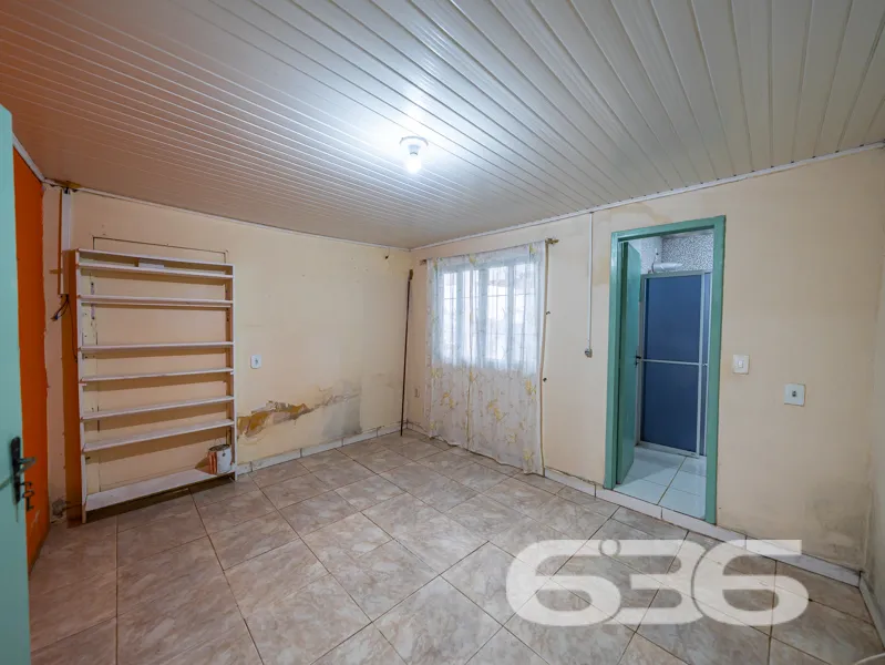 Oportunidade em Joinville! Casa térrea em terreno 