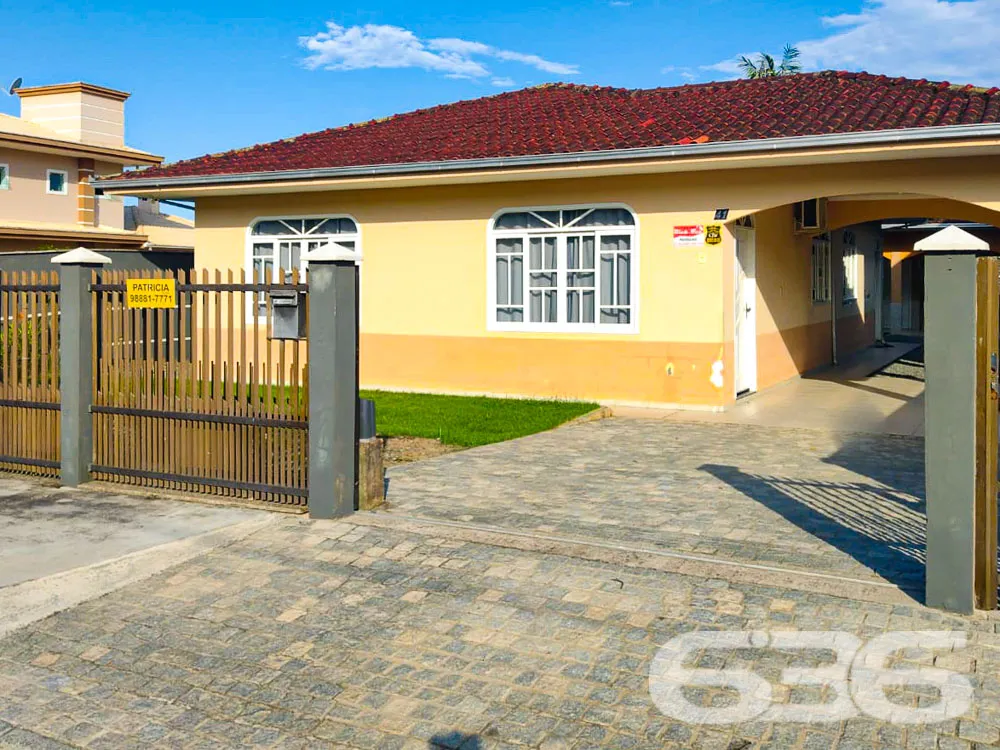 CASA COM SUÍTE + 2 DORMITÓRIOS NO BAIRRO IRIRIÚ 
E