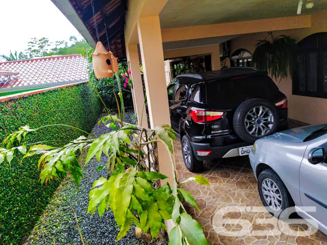 CASA TÉRREA COM 4 QUARTOS NO BAIRRO NOVA BRASÍLIA,