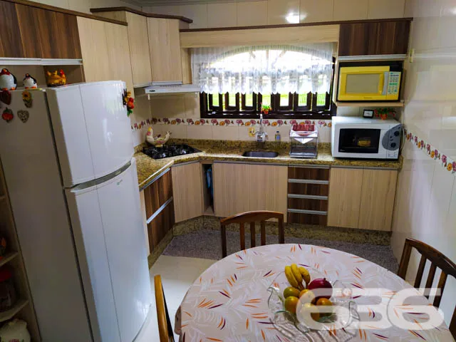 CASA TÉRREA COM 4 QUARTOS NO BAIRRO NOVA BRASÍLIA,