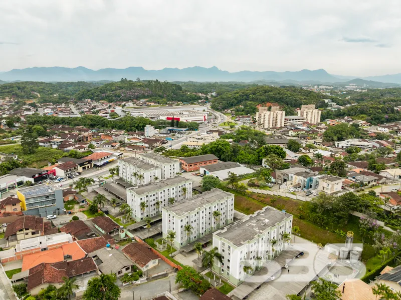 Descubra o seu novo lar no coração de Boehmerwald,