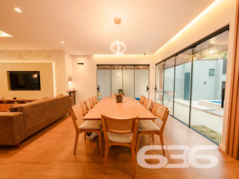 Luxo e Conforto no Coração de Joinville

Se você b