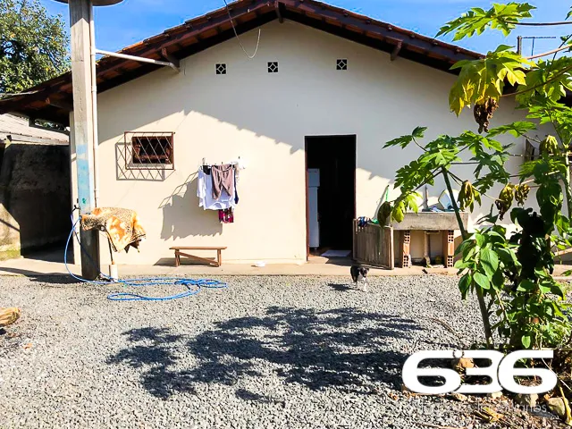 EXCELENTE CASA À VENDA NO BAIRRO AVENTUREIRO, EM J