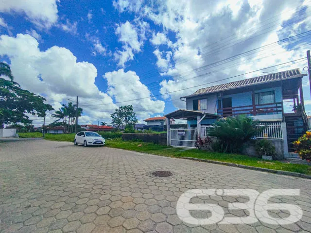 Localizado no coração de Balneário Barra do Sul, e