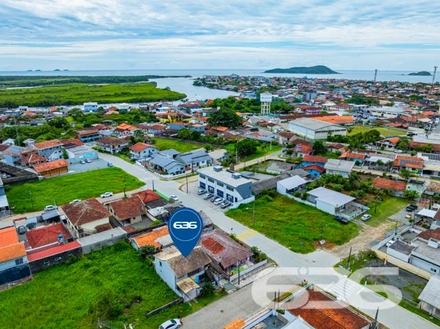 Localizado no coração de Balneário Barra do Sul, e