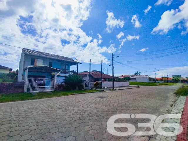 Localizado no coração de Balneário Barra do Sul, e