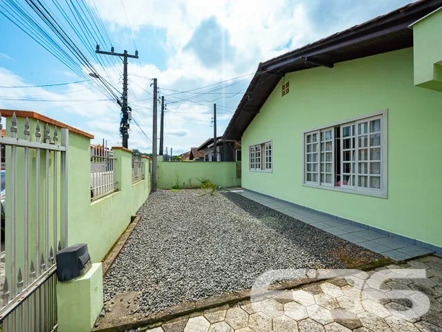 ESPETACULAR CASA COM 3 QUARTOS NO BAIRRO NOVA BRAS
