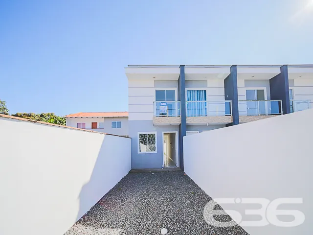 Sobrado Ă venda no bairro Itinga, Joinville/SC, em