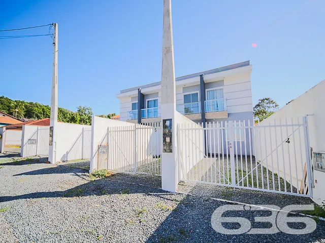 Sobrado Ă venda no bairro Itinga, Joinville/SC, em