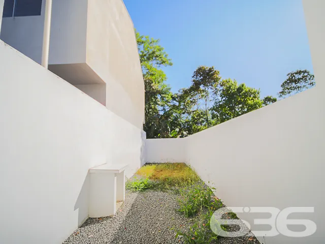 Sobrado Ă venda no bairro Itinga, Joinville/SC, em