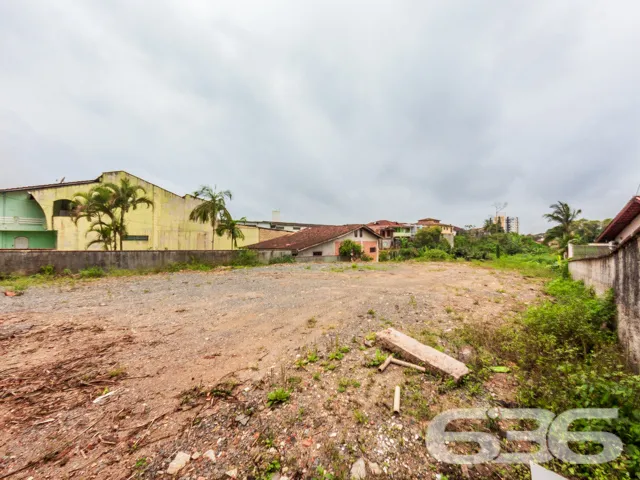 VENDE-SE TERRENO COM 4.506m² PRONTO PARA INVESTIR 