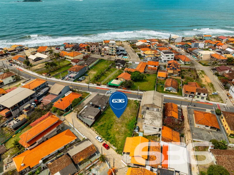 Terreno à Venda no Centro de Balneário Barra do Su