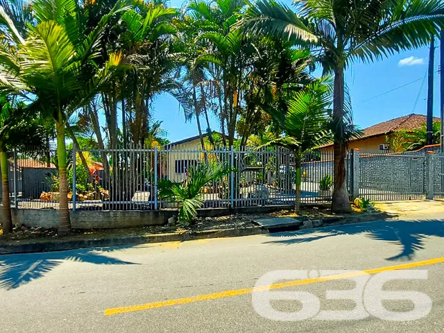 IMĂVEL AMPLO COM SUĂTE + 2 QUARTOS NO BAIRRO PARAN