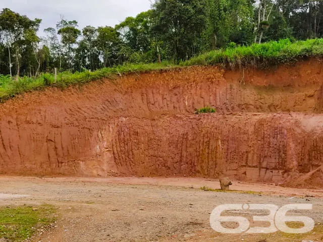 OPORTUNIDADE DE TERRENO NO BAIRRO SANTA CATARINA, 