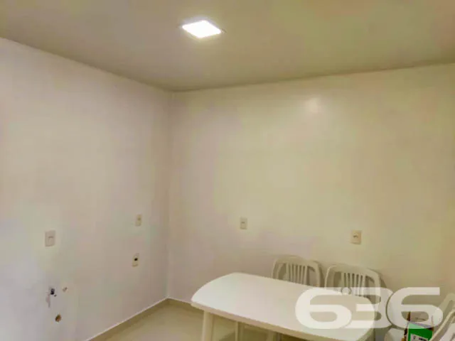 AMPLO SOBRADO COM SUĂTE + 2 QUARTOS NO BAIRRO AMĂR